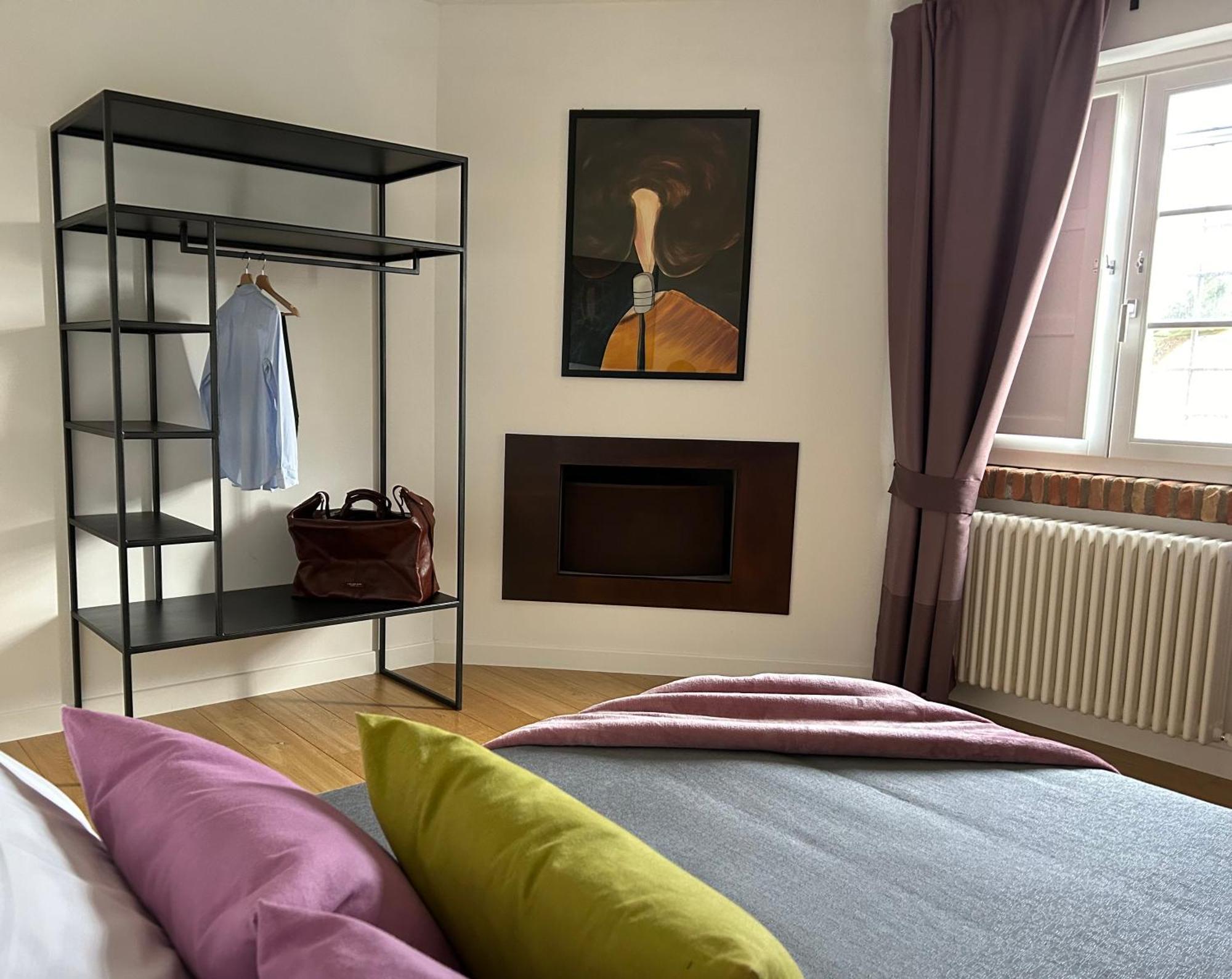 ラティーナ Casale Appia Bed & Breakfast エクステリア 写真
