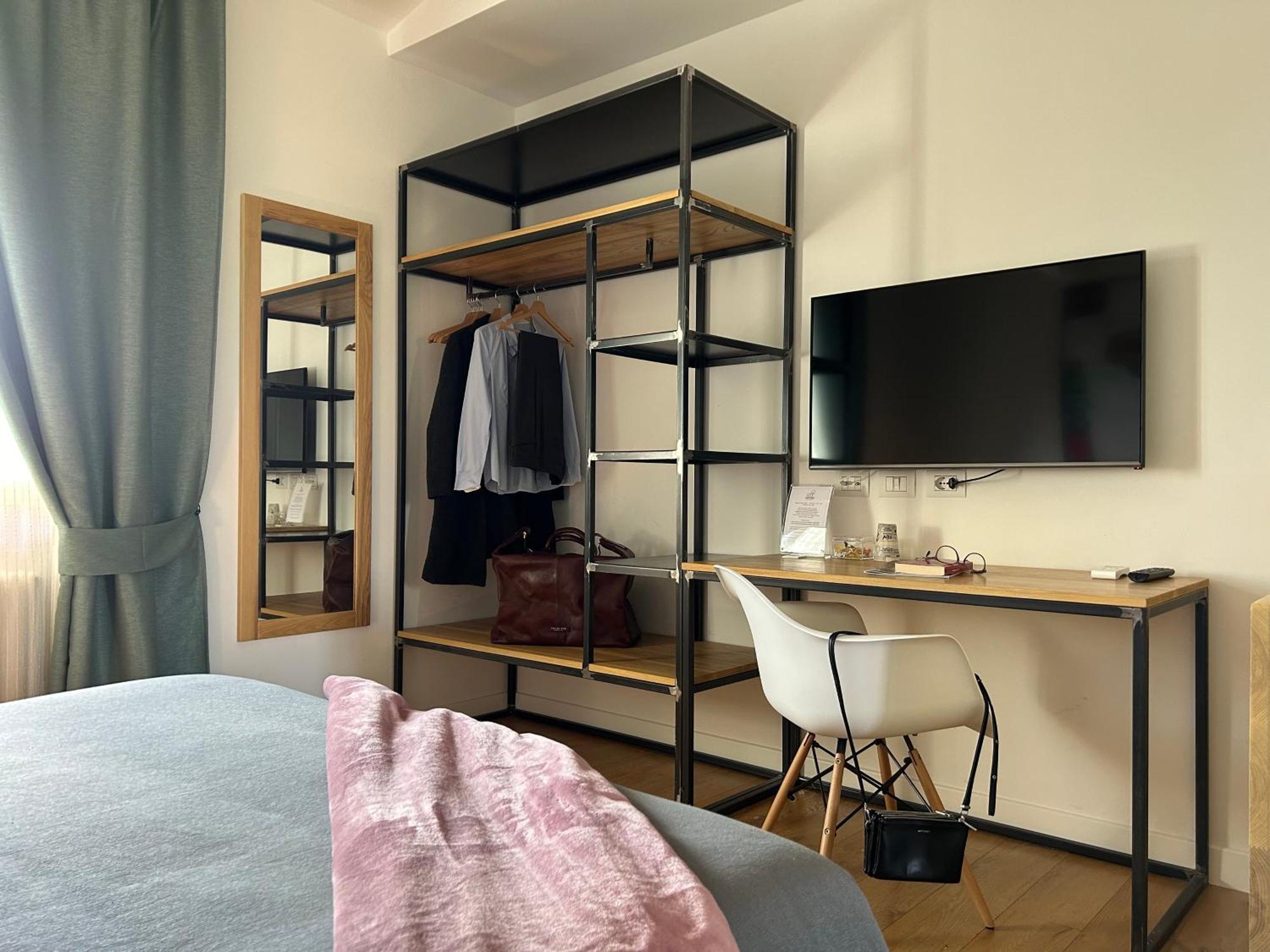 ラティーナ Casale Appia Bed & Breakfast エクステリア 写真